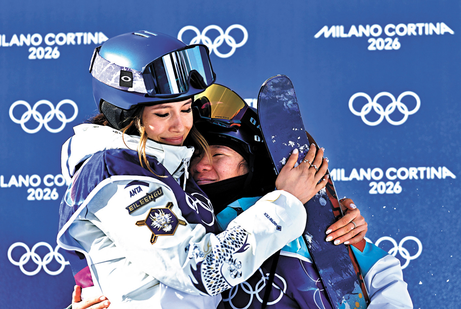 ●谷愛凌（左）和李方慧是中國運動員的驕傲。  新華社