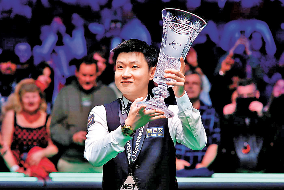 ●趙心童再度捧盃。  WST圖片