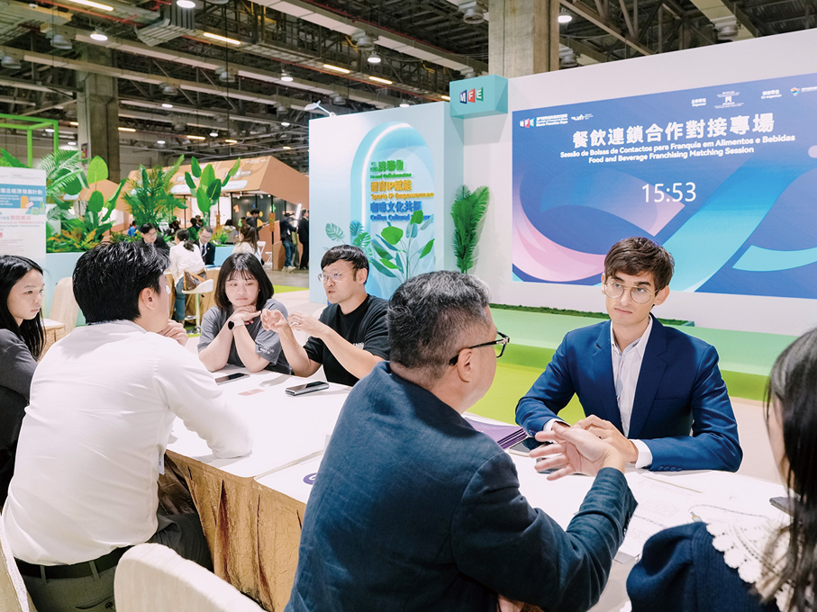 ●2025年舉辦的「第三十屆澳門國際貿易投資展覽會」合作對接專場，助力內地及海外企業落戶澳門。