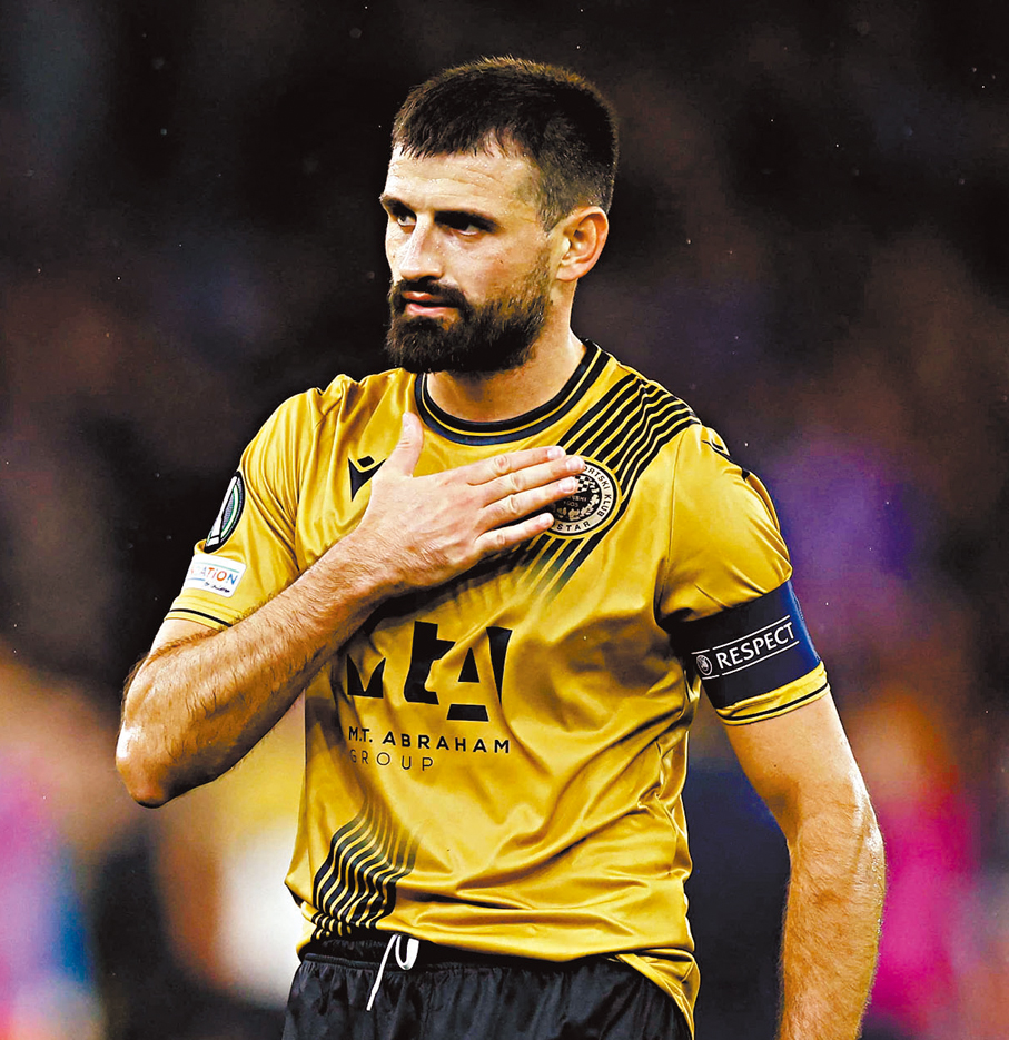 ●辛連斯基守將查高夫積域預計會受到嚴峻考驗。   資料圖片