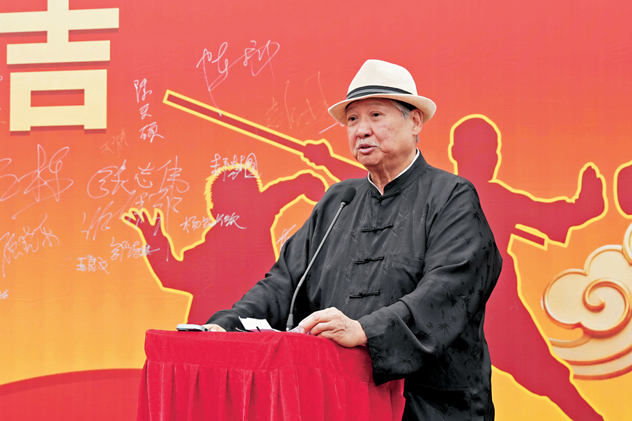 ●洪金寶希望能延續老一輩功夫人的匠心與堅守。  大會供圖