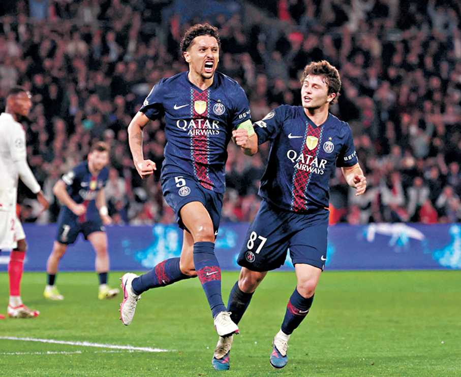 ●馬昆奴斯哥利亞（左）建功追平，為巴黎聖日耳門吹響反擊號角。 法新社