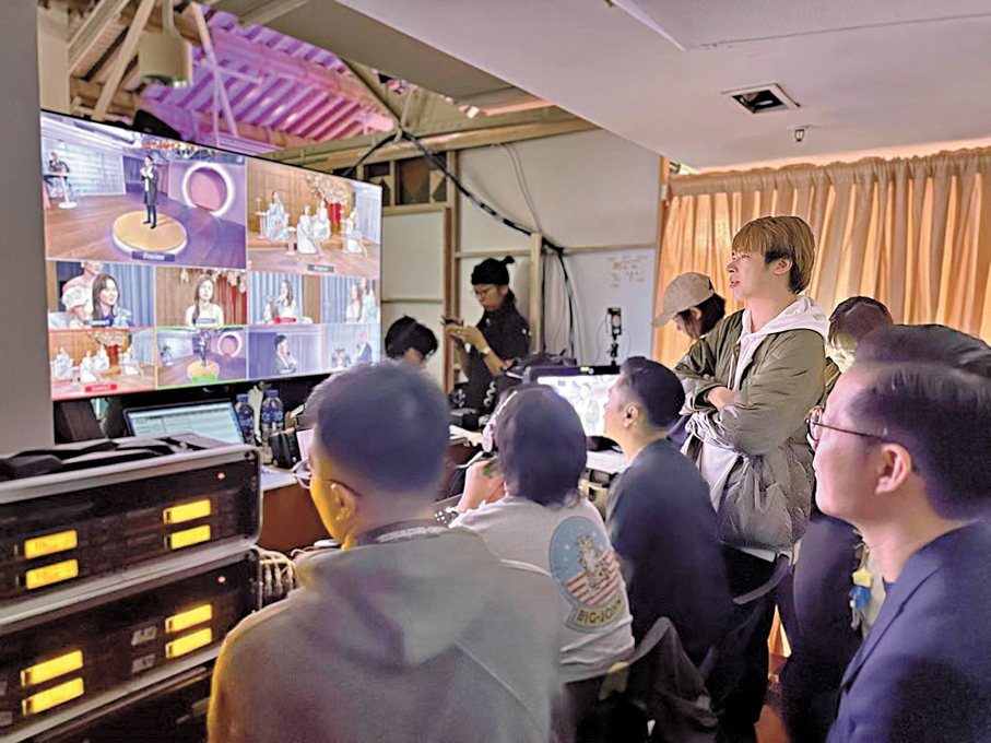 ●莫文浩與團隊悉心打磨節目。  受訪者供圖