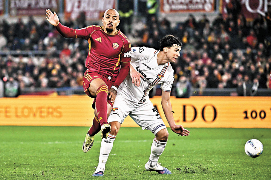 ●馬倫（紅衫）加盟羅馬後火力全開。資料圖片