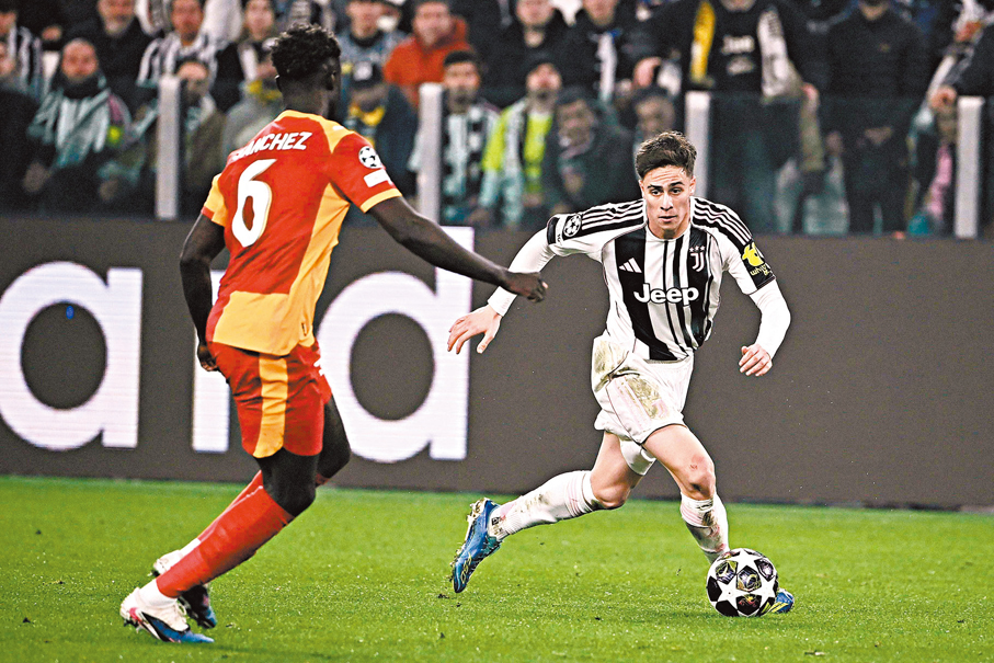 ●祖雲達斯新星基蘭耶迪斯（右）的進攻能力不容小覷。 資料圖片