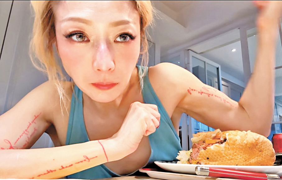 鄭秀文認為要均衡汲取蛋白質、脂肪、碳水化合物和纖維。