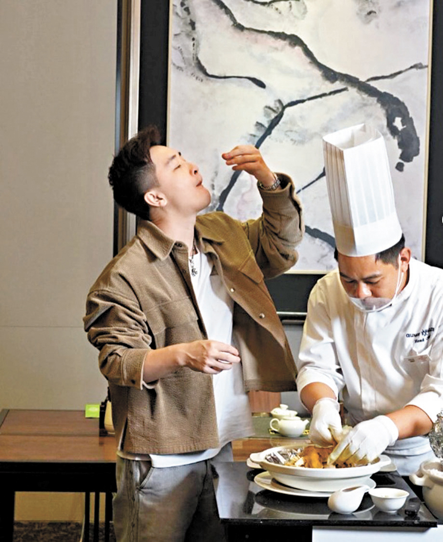 向來熱愛飲食的譚輝智都開始戒口。