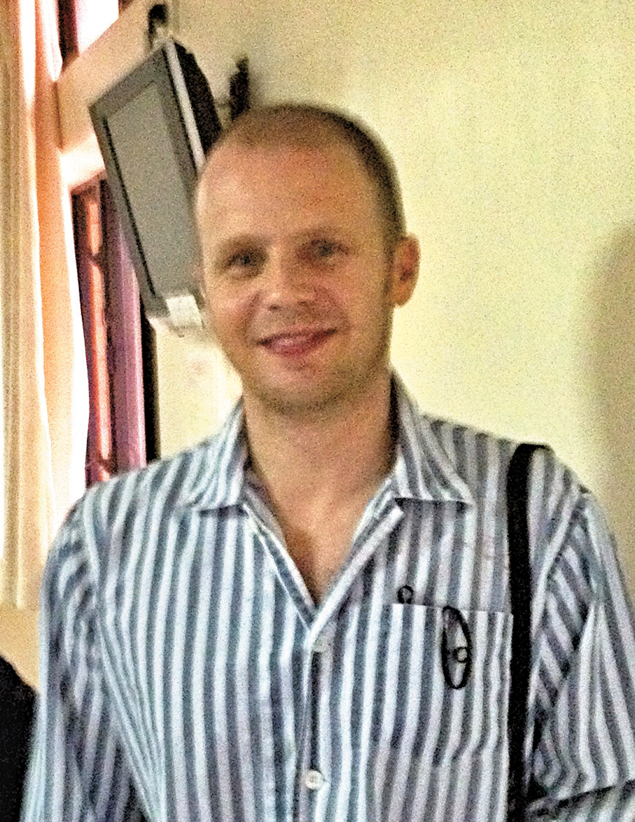 ●Simon在廣東治療