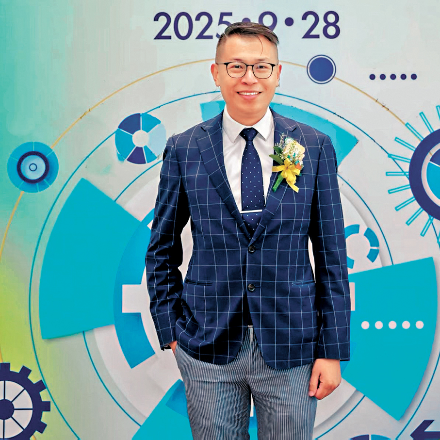 馮傳宗  公務員代表