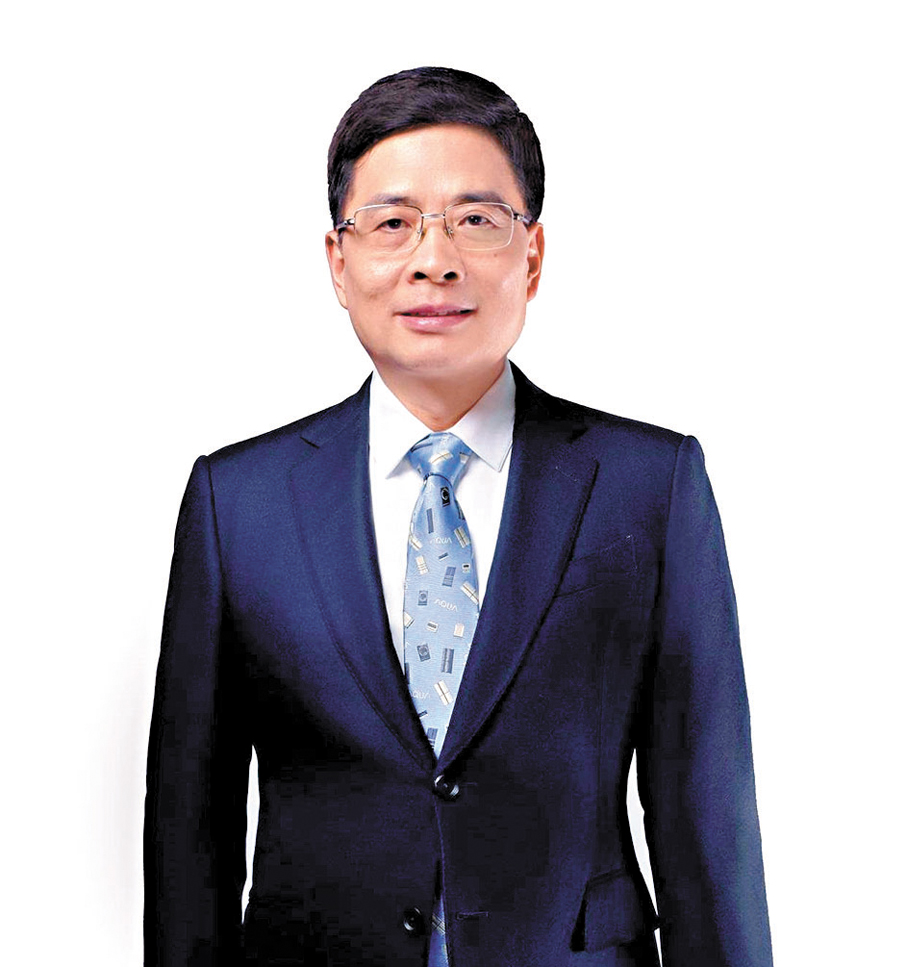 ●全國人大代表，海爾集團董事局主席、首席執行官周雲傑    香港文匯報兩會傳真