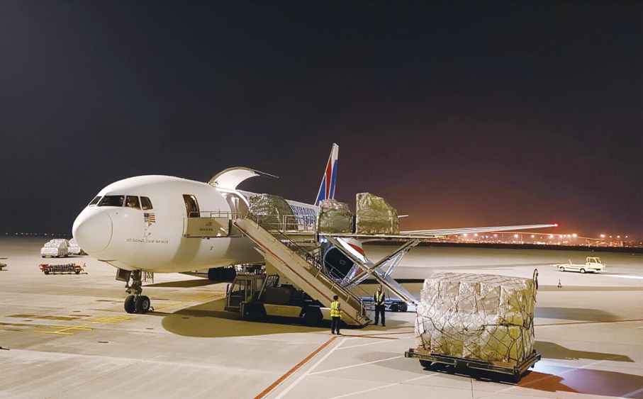●鄭州機場邁入全球航空貨運「百萬噸級俱樂部」。