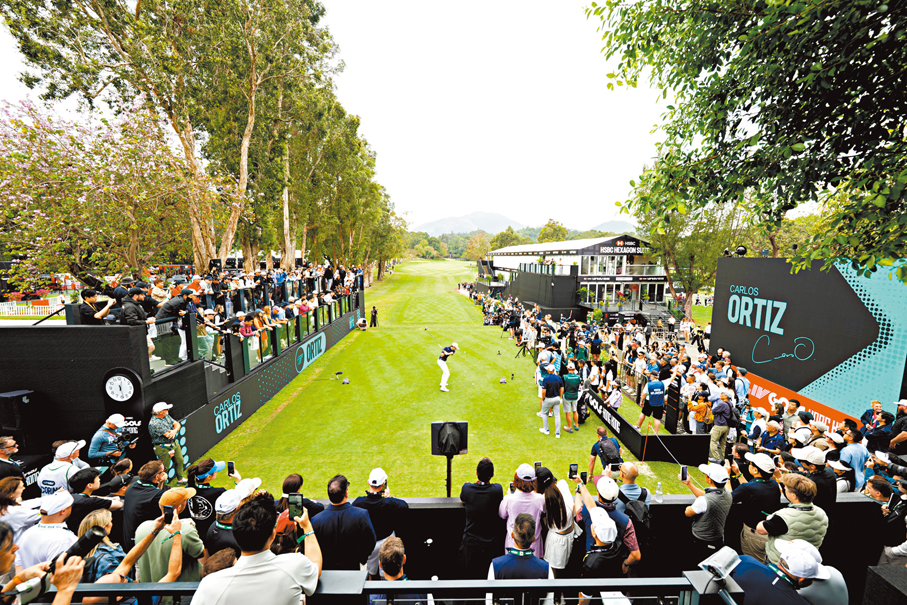 ●LIV Golf賽事吸引大批球迷入場。    LIV Golf官方圖片