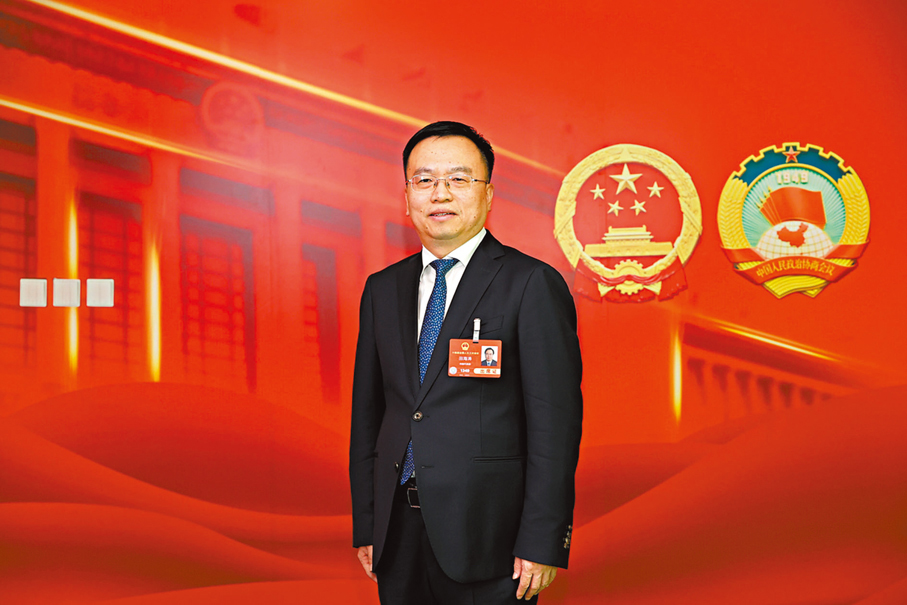 ●全國人大代表、鄭州航空港區管委會主任田海濤。香港文匯報兩會傳真