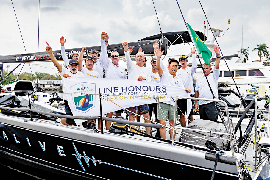 ●「Team Alive—Rampage號」眾將賽後慶祝奪冠。公關圖片