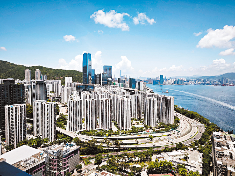 ●花旗報告指出，中東資本及人才流入，將可提升香港住宅及寫字樓的需求。 資料圖片