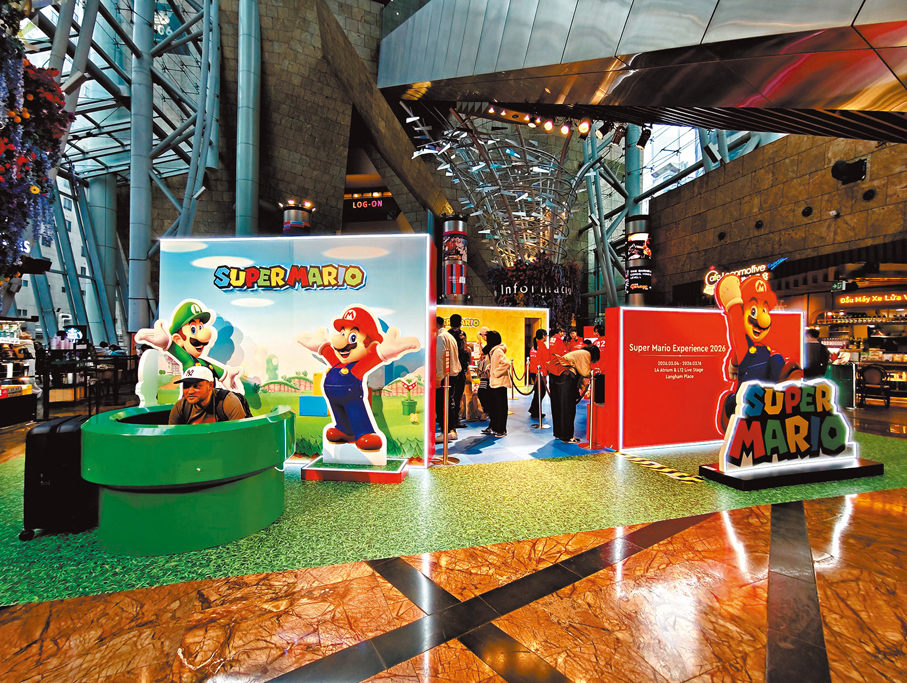 ●朗豪坊4樓通天廣場化身為瑪利歐的奇妙世界。