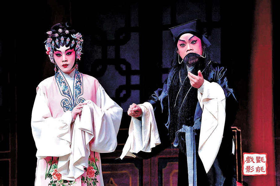 ●吳立熙（右）學藝專精，今次主演《王彥章撐渡》及《宋江殺惜》。