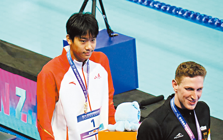 ●張展碩於男子200米自由泳奪冠。   香港文匯報記者胡永愛  攝