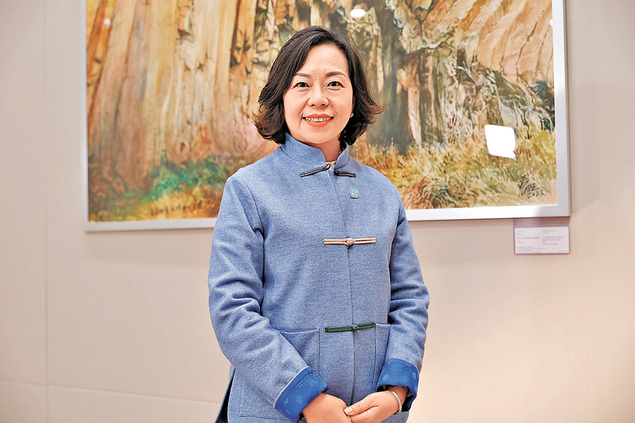 ●麥美娟希望營造有利婦女發展的環境。 香港文匯報記者黃艾力  攝