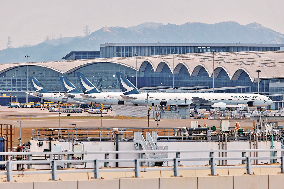 ●國泰航空宣布將於4月1日起再上調客運燃油附加費。 資料圖片
