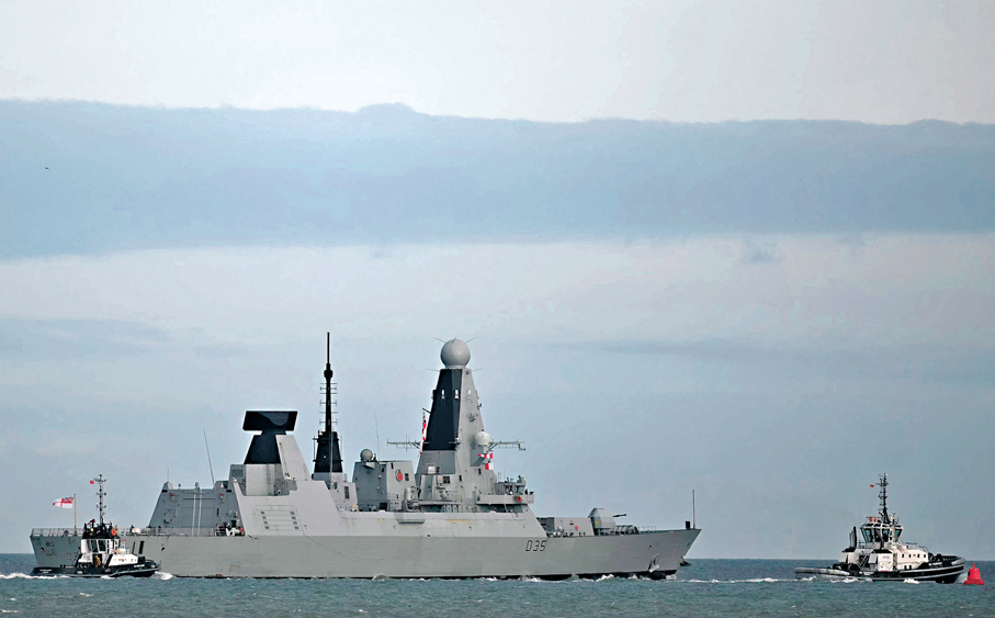 ●美斥英軍艦隻遲遲未部署到美英軍基地。 法新社