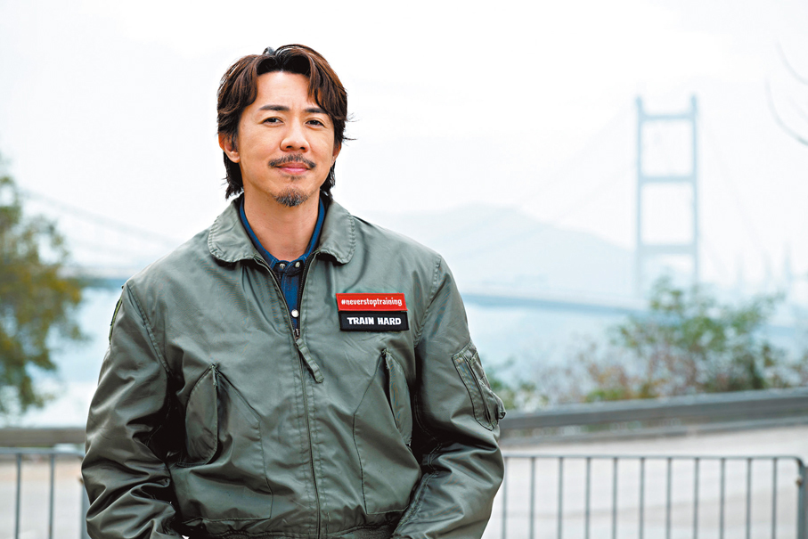 ●張繼聰驚嘆青馬大橋高度高於滙豐總行。