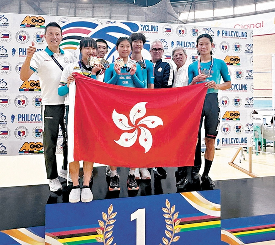 ●港隊成員合照。    中國香港單車總會圖片