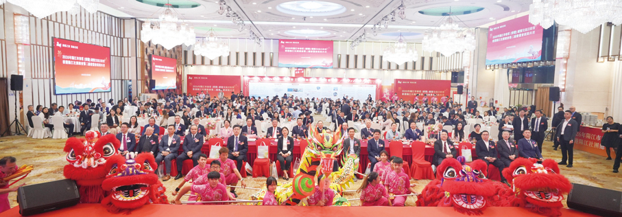 ●賓主大合照。