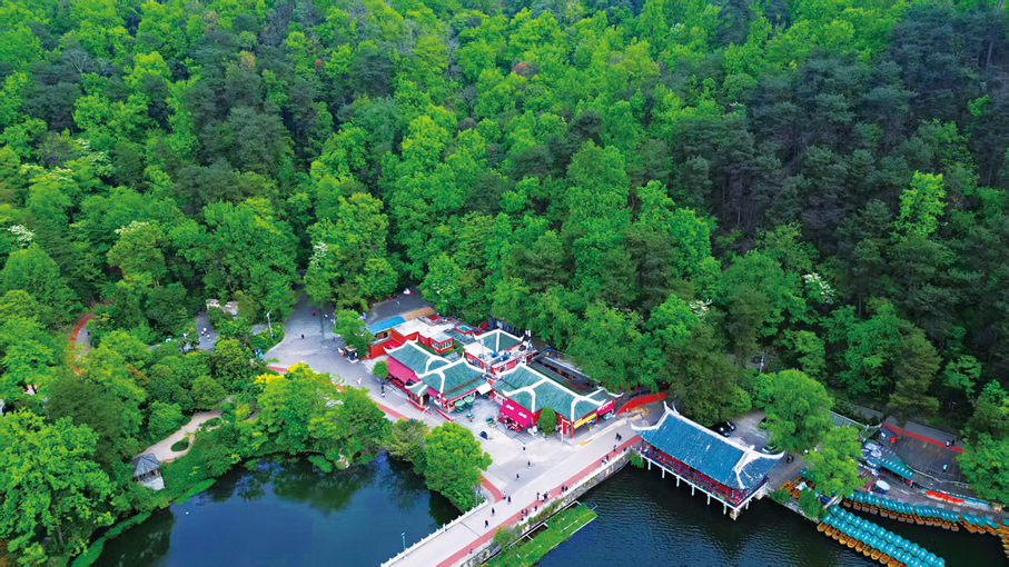 ●貴陽市中心的黔靈山公園一角。貴陽市委宣傳部供圖