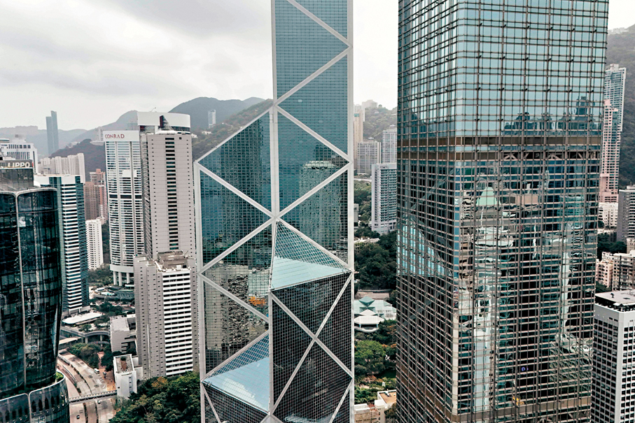 ●FTAHK委員會訂立多項2030年的目標，包括實現全港所有金融機構AI應用率達90%。圖為中環。 資料圖片