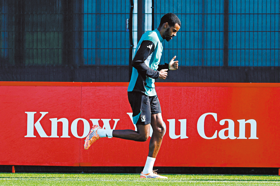 ●阿歷山大伊沙克已返回球隊復操。資料圖片