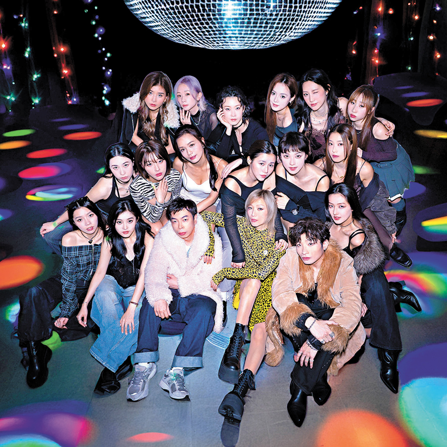 鄭秀文與《夜王》拍檔重新灌錄《星秀傳說》2026年版本。