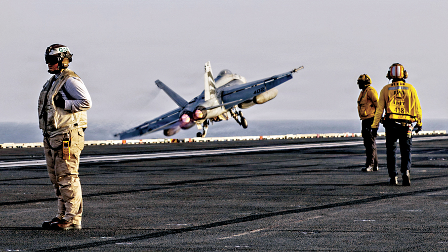 ●特朗普對伊朗的威脅言論，讓美軍陷入兩難境地：違抗命令或成為特朗普犯下戰爭罪的幫兇。 路透社