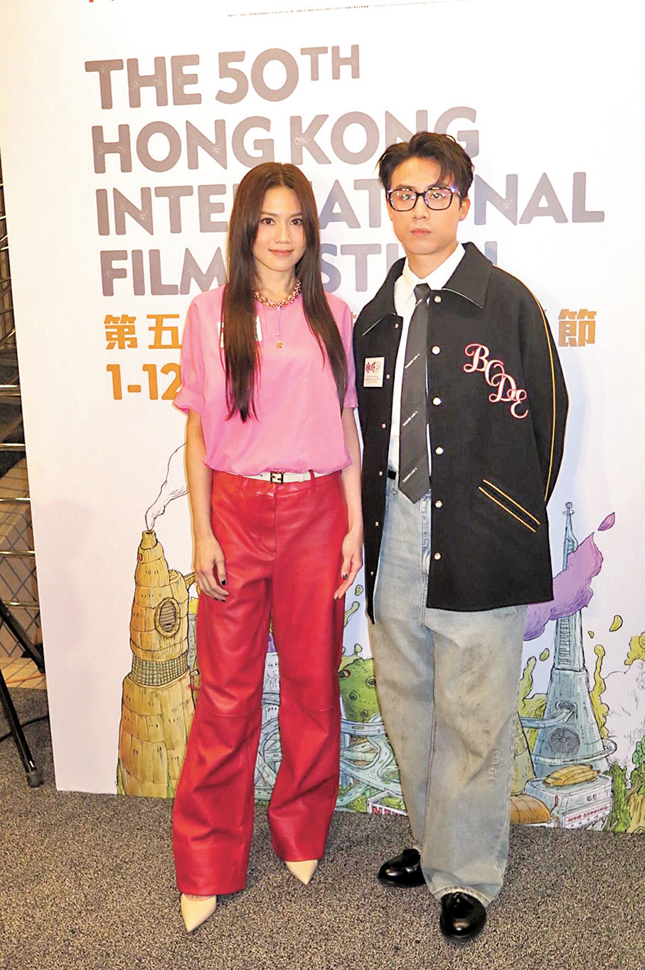 ●周秀娜在戲中跟AK亦師亦友。  香港文匯報記者子棠  攝