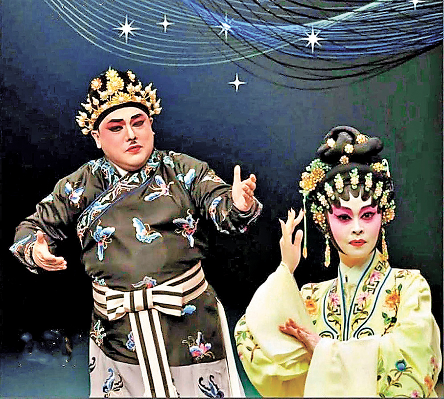 ●梁煒康與王潔清合演《大鬧廣昌隆》。