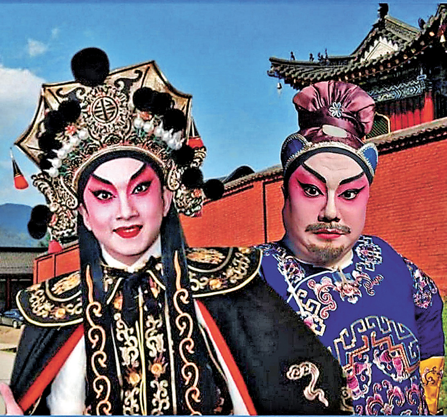 ●梁振文與郭啟煇合演《五郎救弟》。