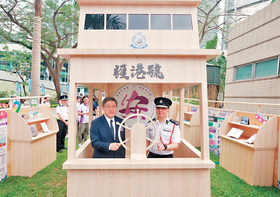 ●左起：卓永興、周一鳴。香港文匯報記者郭木又  攝