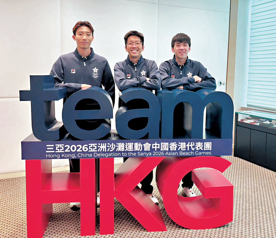 ●三項鐵人港將黃子圖（左）將在亞沙運「轉項」，出戰兩項鐵人比賽。