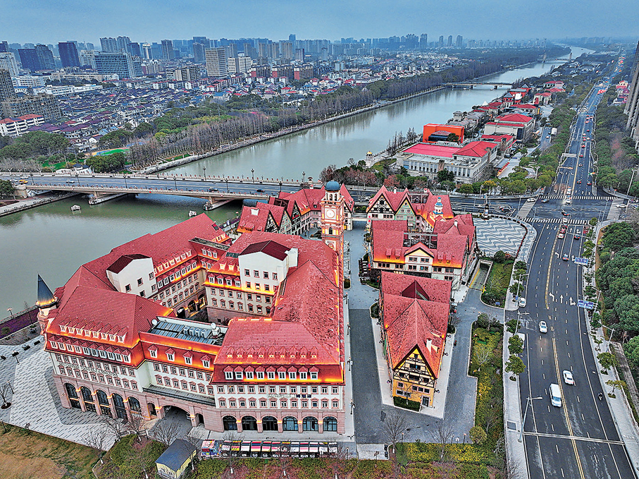 ●在太倉羅騰堡風情街，德式生活場景隨處可見，更讓生活在太倉的德國人找到了「家」的感覺。 資料圖片