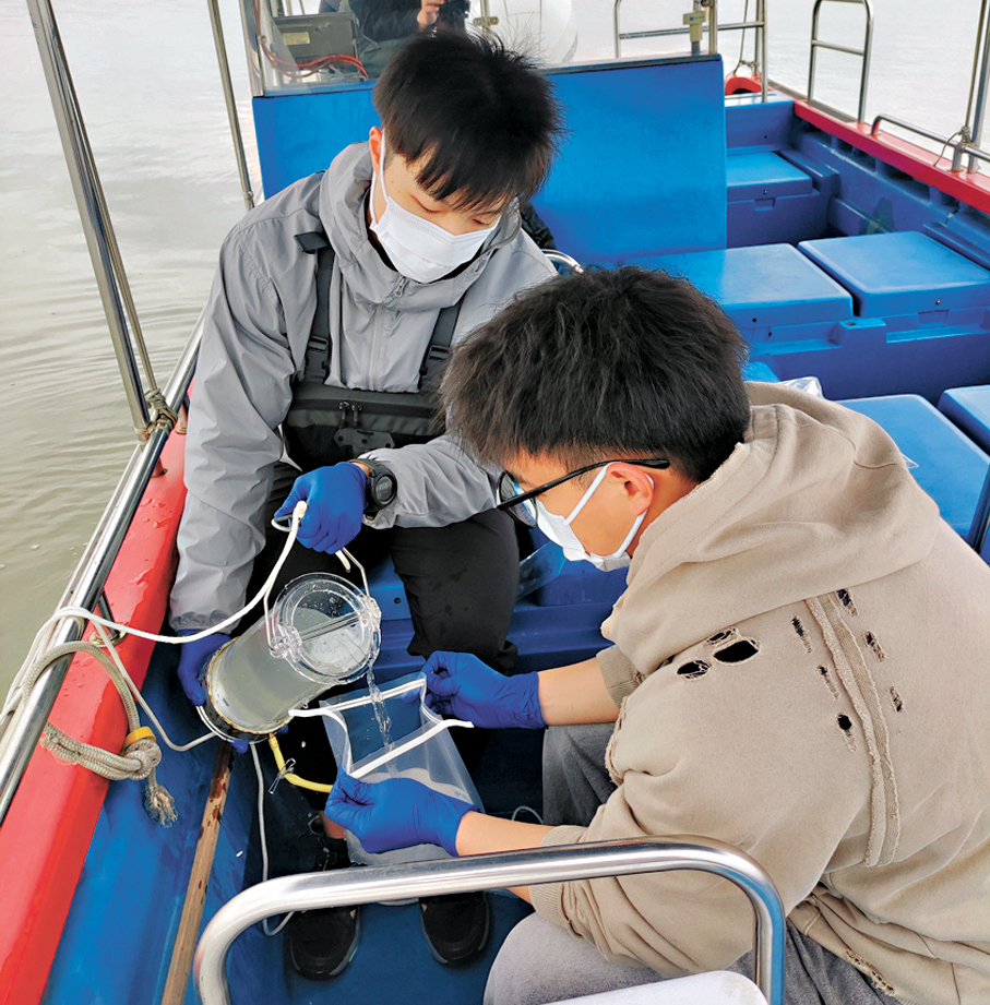 ●海水採樣和實驗室eDNA處理。   作者供圖