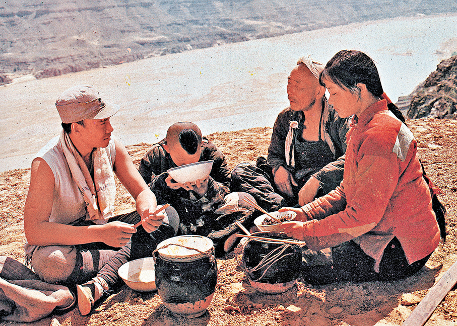 ●《黃土地》劇照