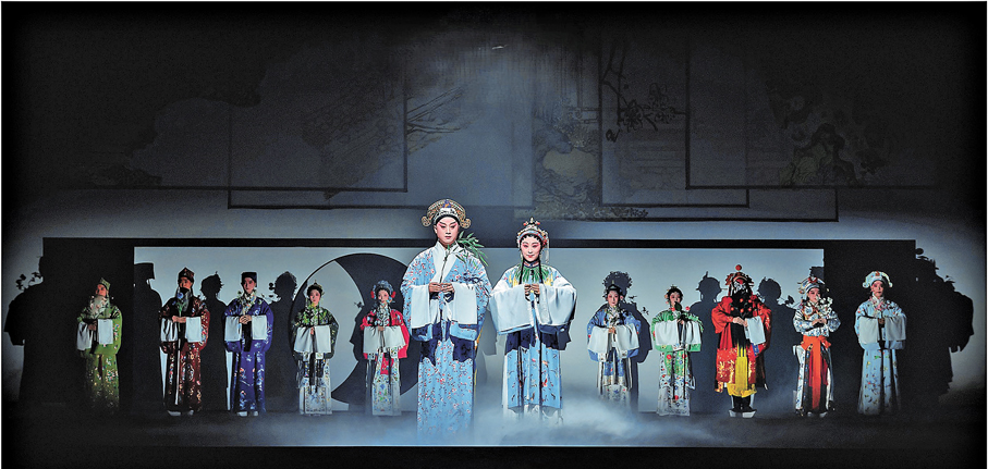 ●服飾特邀故宮專家依託《升平署扮相圖》等宮廷文獻考據設計。