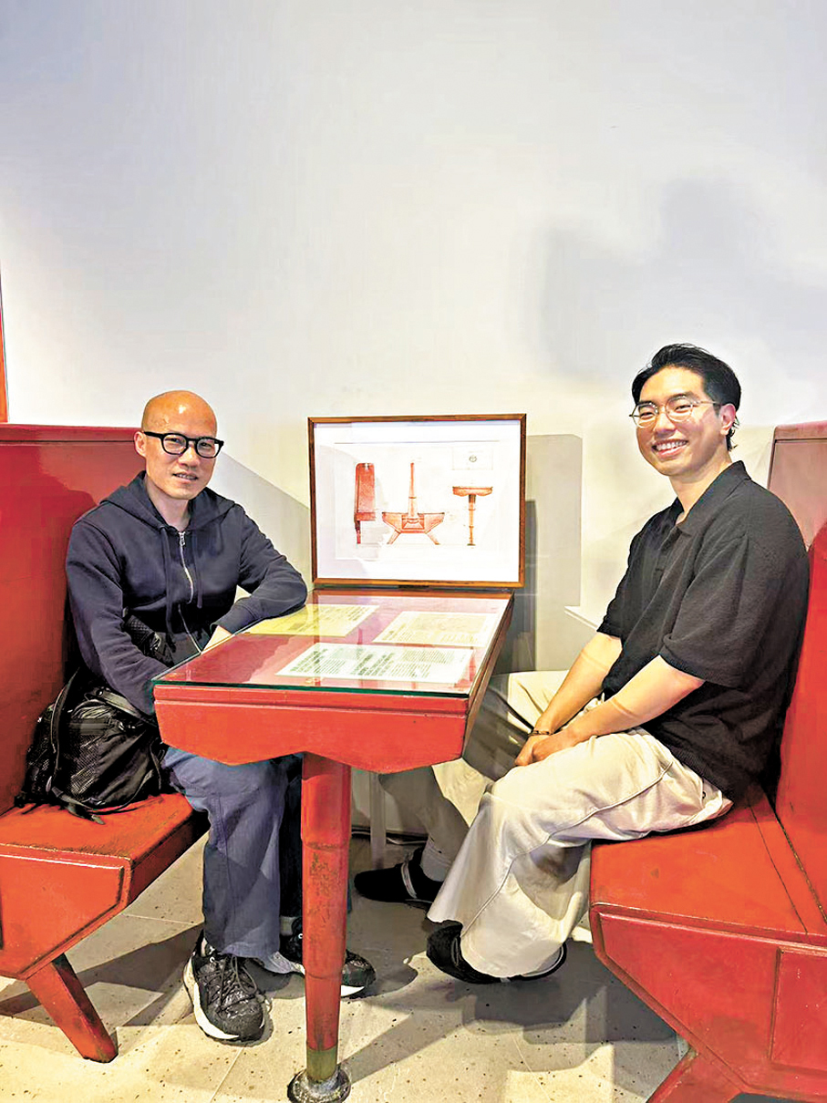 ●利志榮（左）與李鴻健解構香港茶餐廳背後的運作智慧。