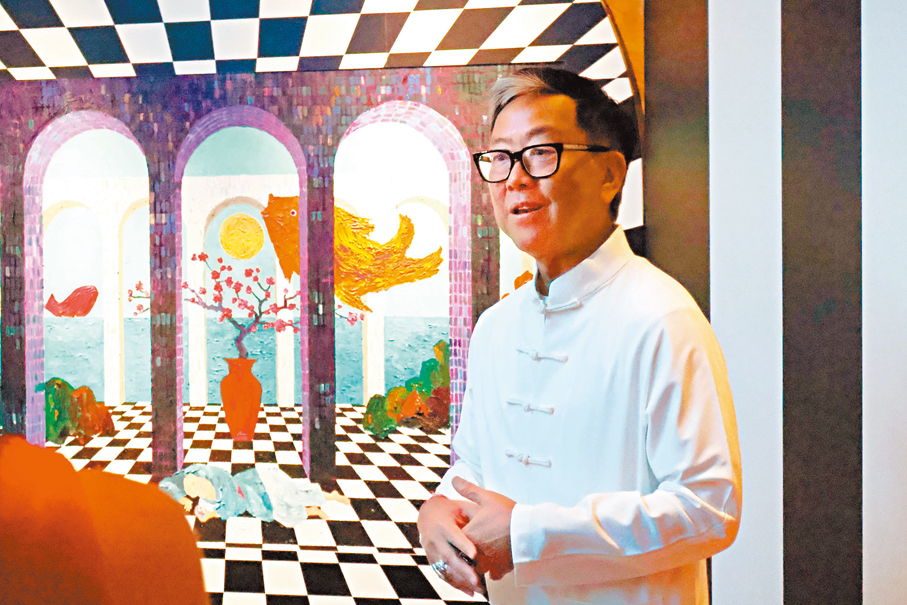 ●林偉而與其油畫作品《A Bright Future》。