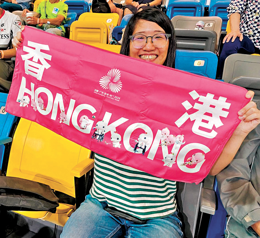●蔣小姐被港隊的團結精神打動。香港文匯報記者葉詩敏  攝