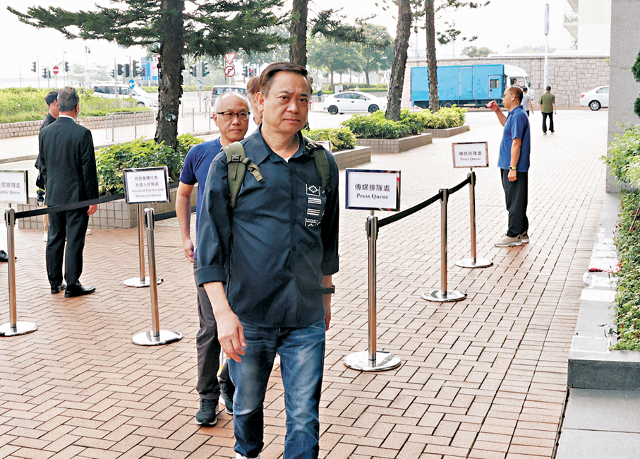 ●宏福苑業主立案法團管理委員會委員江祥發昨日作供。 香港文匯報記者萬霜靈  攝