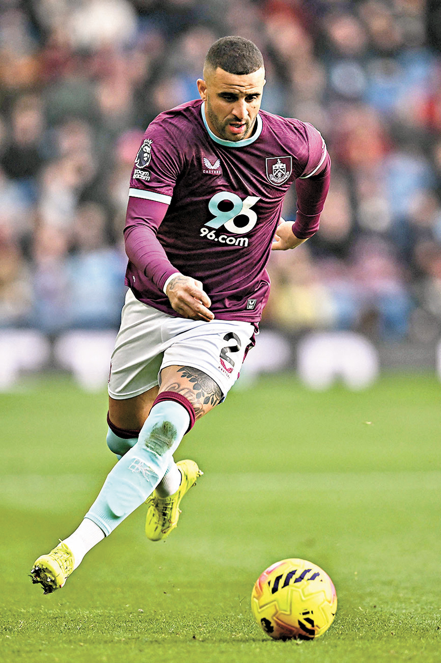 ●般尼將依靠倒戈的獲加阻擋曼城攻勢。  資料圖片