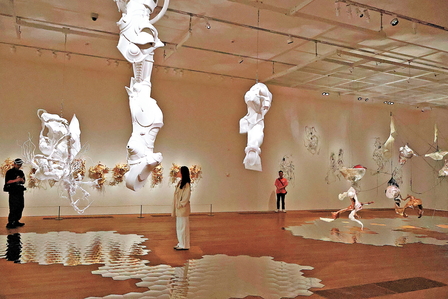 ●展覽全面回顧李昢多年來的開創性藝術成果。