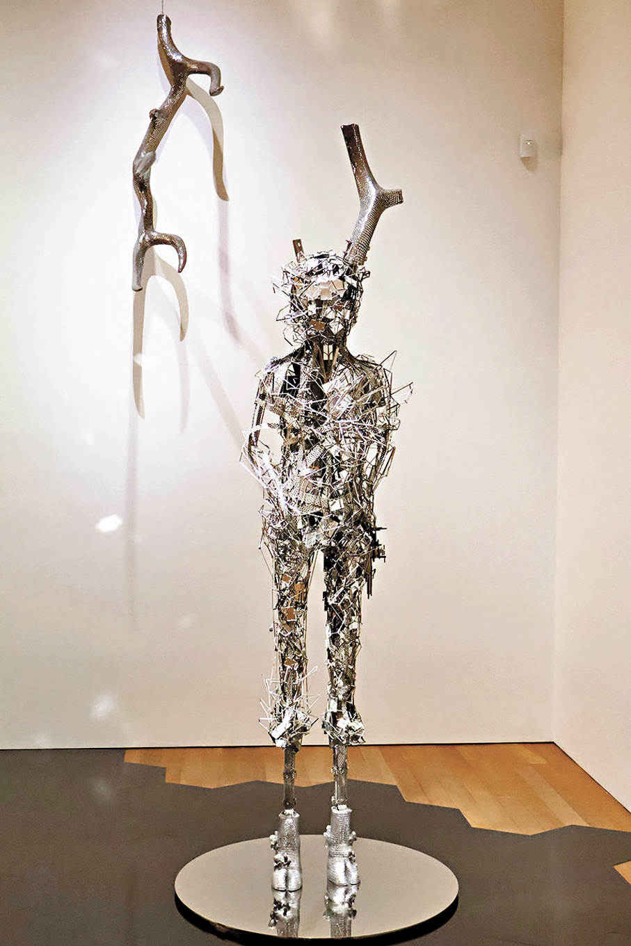 ●李昢《泰坦》  2013年