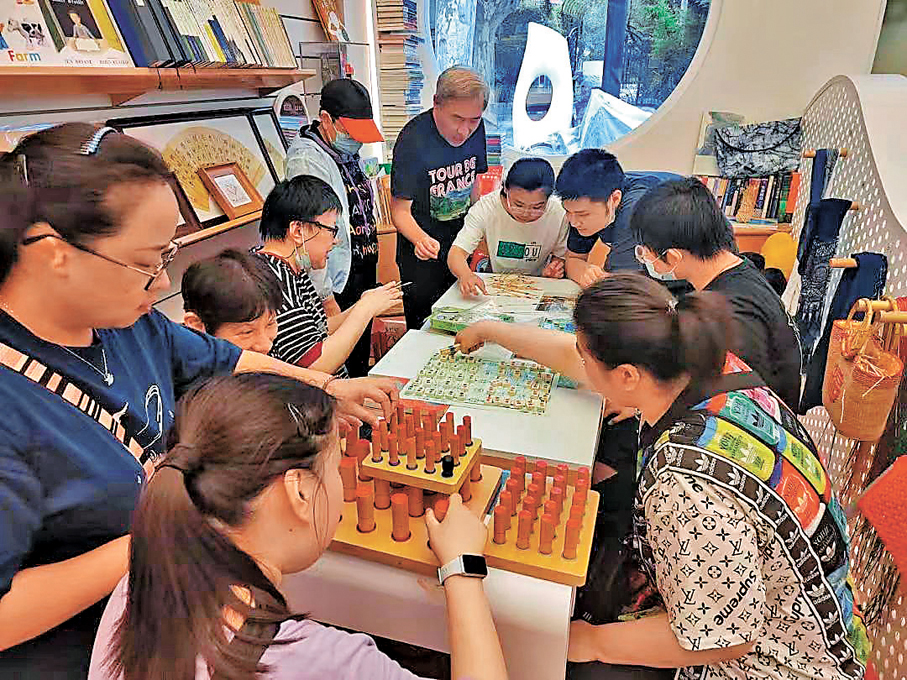 「逆光226」舉辦多種類活動助殘助老，搭建溝通橋樑。